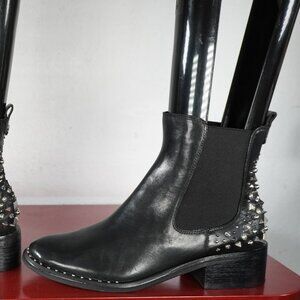 Women's Sam Edelman Black Leather Grunge Punk Studded Fashion Ankle Boots 7.5